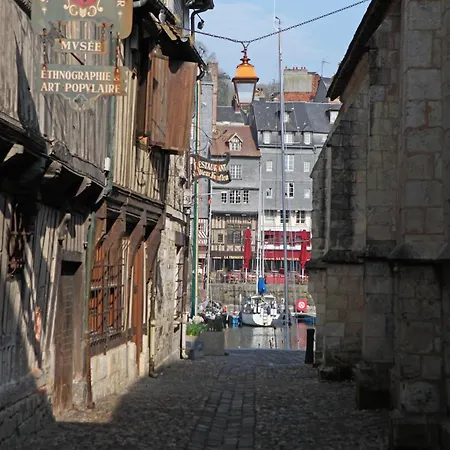 Honfleur 2* 拉·里维耶尔·圣·秀