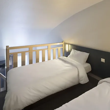 ホテル Honfleur 2*