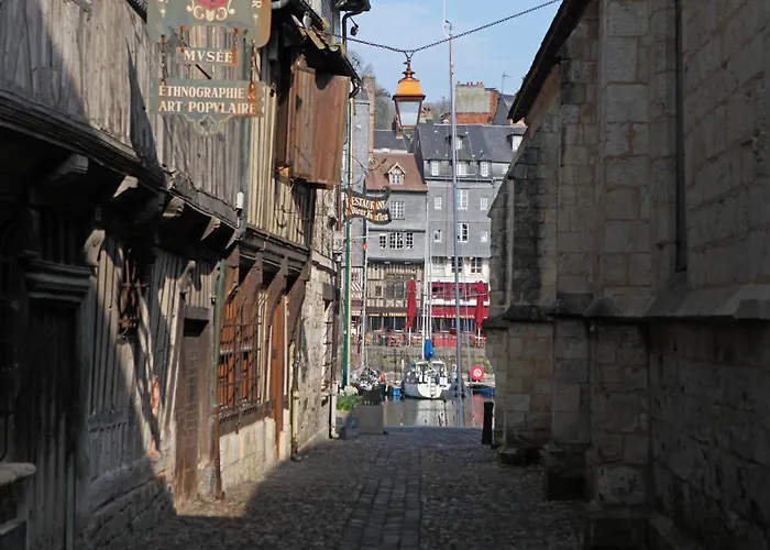 Honfleur 2* 拉·里维耶尔·圣·秀